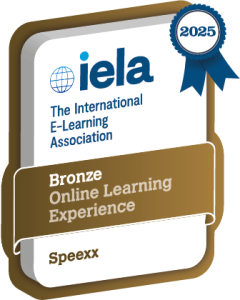 Iela_Awards_2025_Bronze Badge_Speexx (1) Prêmio Bronze da International E-Learning Association para Experiência de Aprendizagem Online Speexx