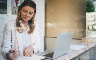 how to develop a comprehensive well-being program for your employees