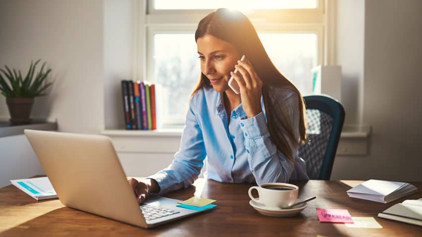 Im Homeoffice die Kommunikation aufrecht erhalten